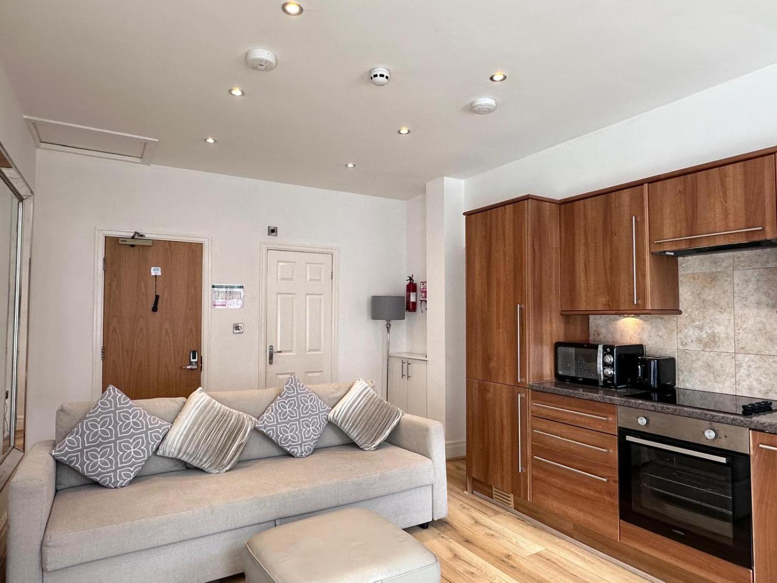Granada Apartments Berkeley Blackpool Exterior photo